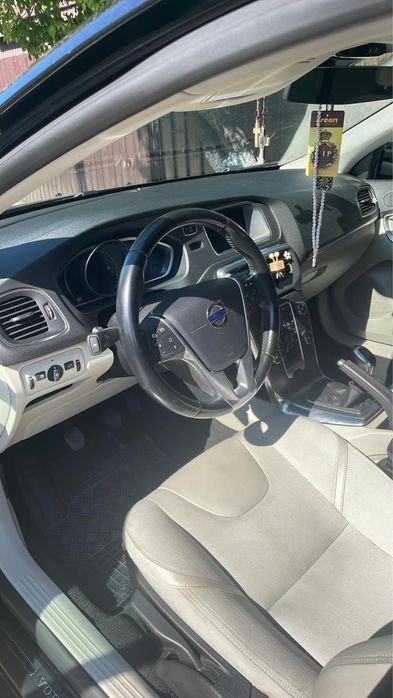 Volvo V40 2.0 Diesel 2014
