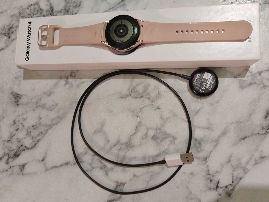 Часовник Samsung Galaxy Watch4