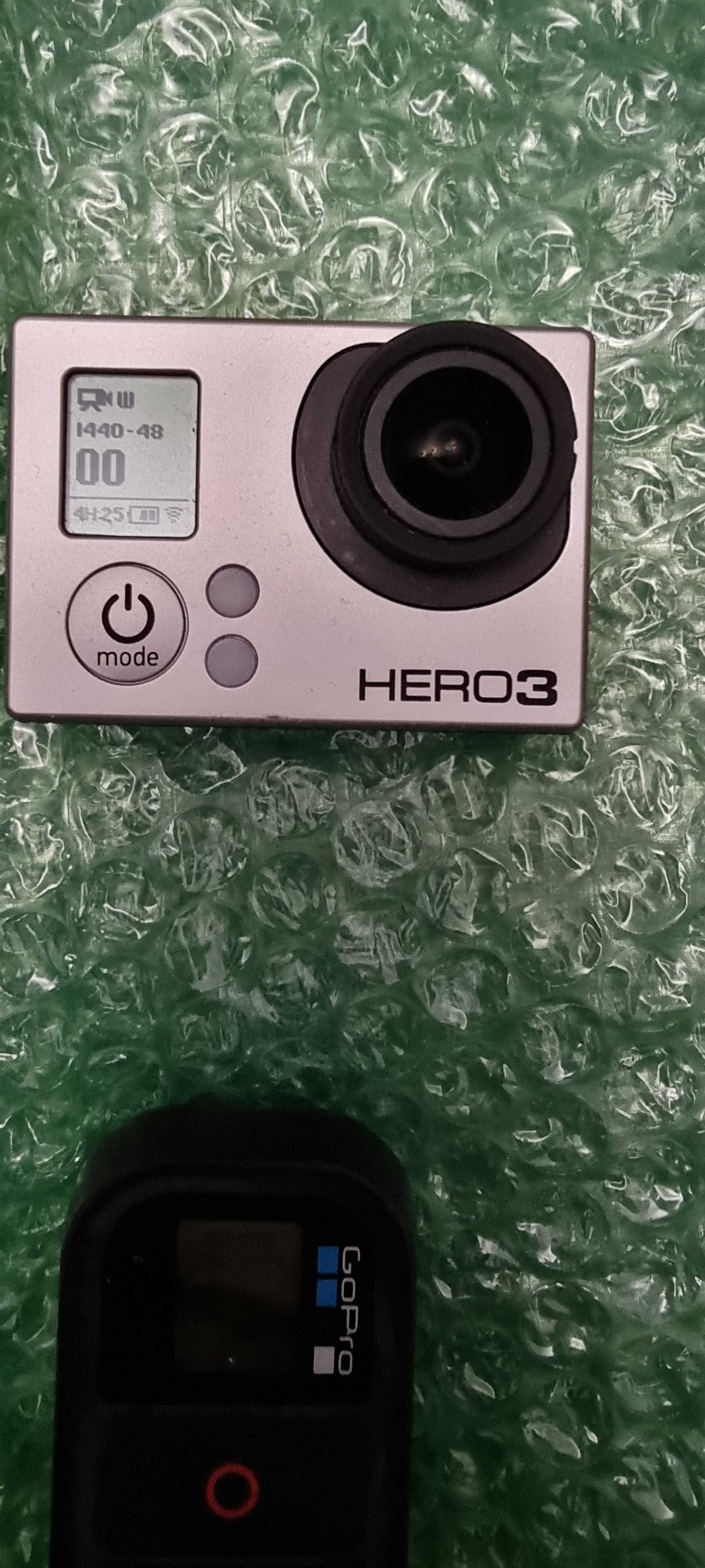 GoPro hero 3 + telecomanda+card 64 Gb + accesorii