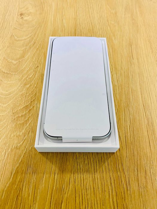 ЧИСТО НОВ !!! Apple iPhone 17, 512GB, 5G, White, Технополис
