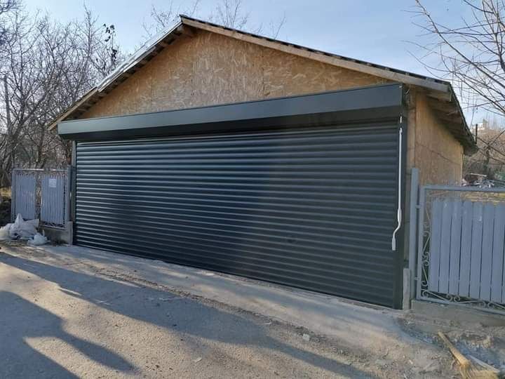 uși garaj rulou Floresti