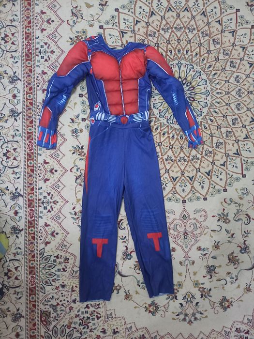 Костюм человека-муравья