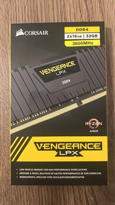 Corsair Vengeance LPX DDR4 2x16GB SIGILAT!