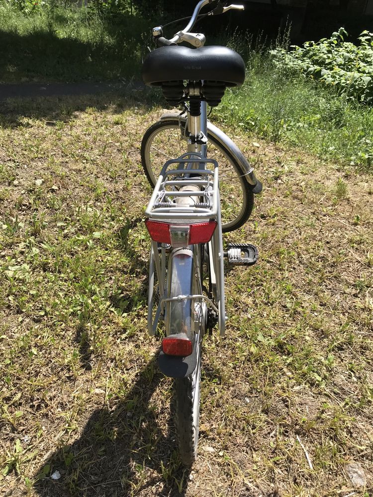 Bicicleta dama tip city-byke, cadru aluminiu, dotari Shimano, super.