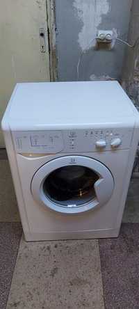 Mașină de spălat marca INDESIT BuyBack la schimb