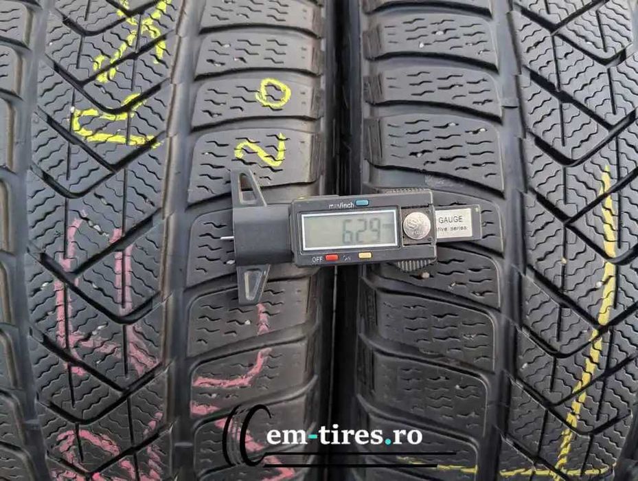 SET 2 Anvelope Iarna 205/55 R16 PIRELLI Sottozero 3 91H - Runflat