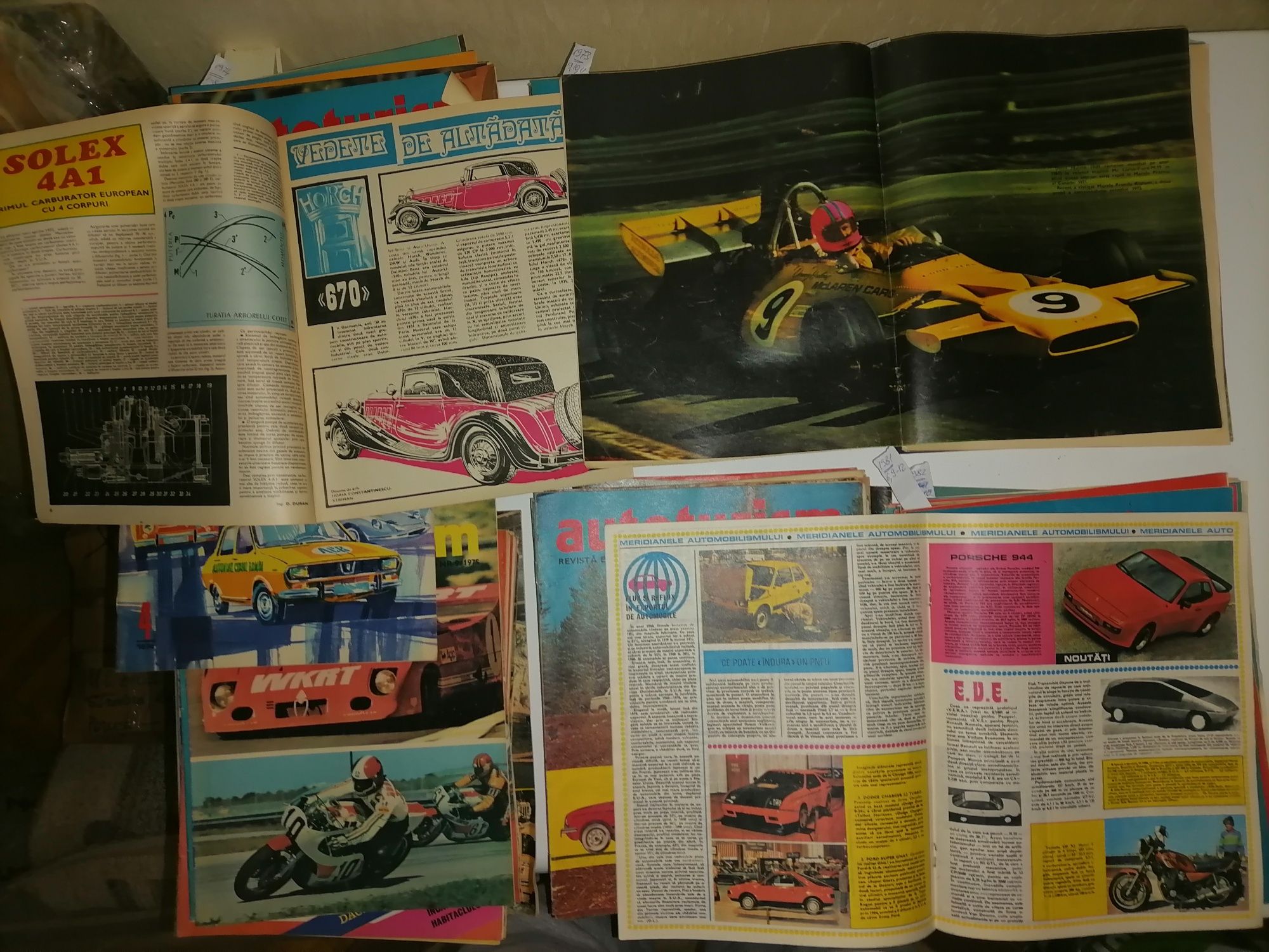 90 reviste AUTOTURISM, între anii 1972 - 1983