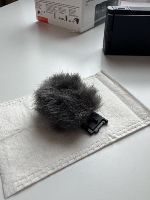 Sony Zv-1 + светкавица Megalight