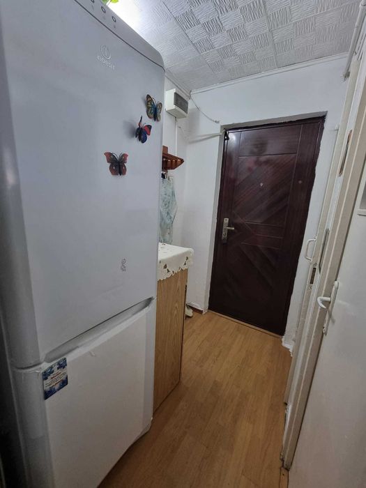 Apartament cu 2 camere semidecomandate