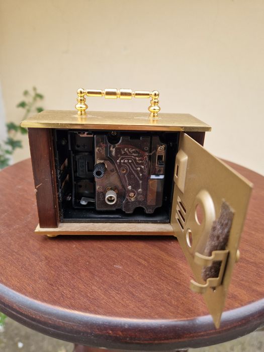 Рядък антикварен оригинален японски часовник Rhythm