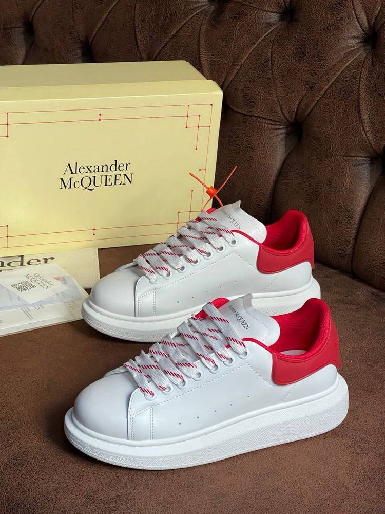 Adidasi Alexander Mcqueen noi !!! Marimi 40/44 !!!