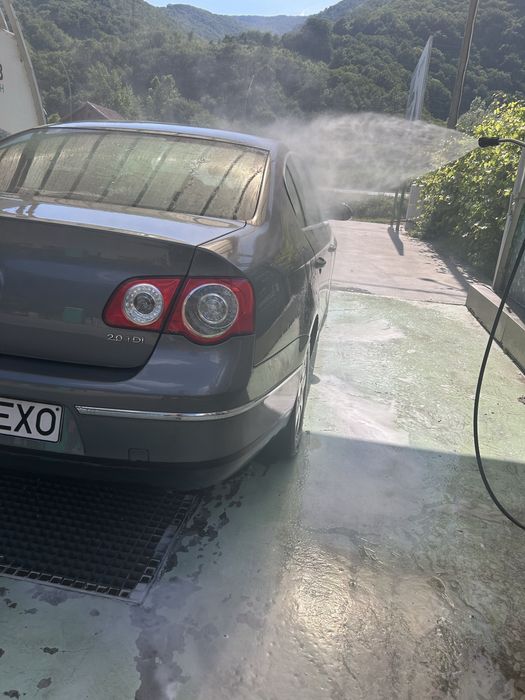 Vand sau schimb VW Passat B6