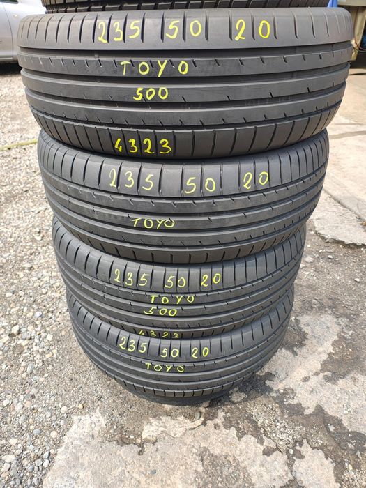 235 50 20 Toyo noi 4323