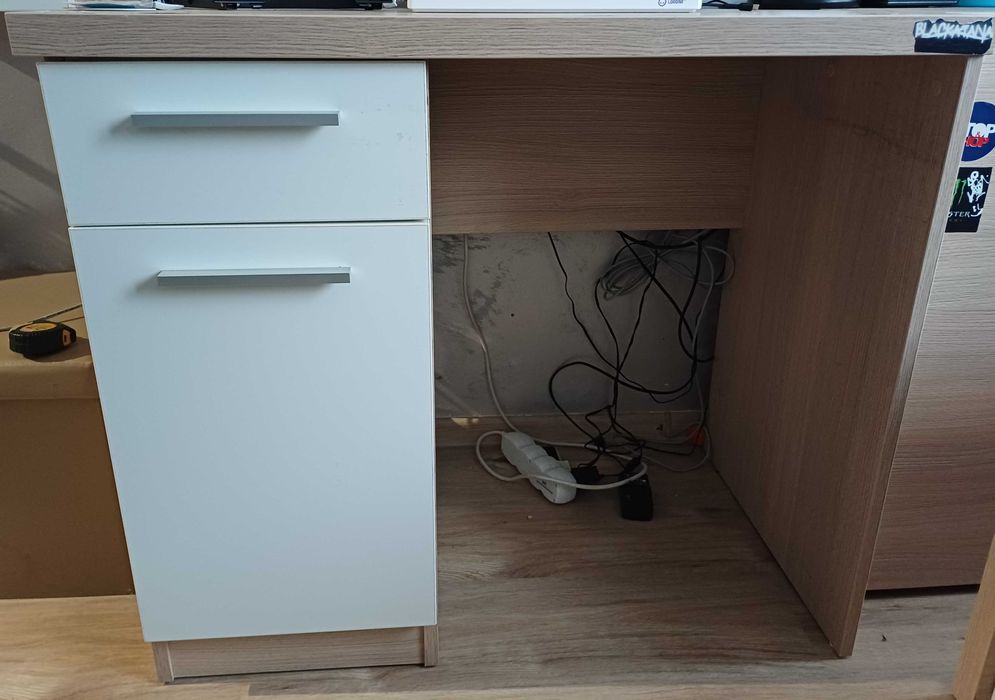 Бюро-масивно 52/90/79