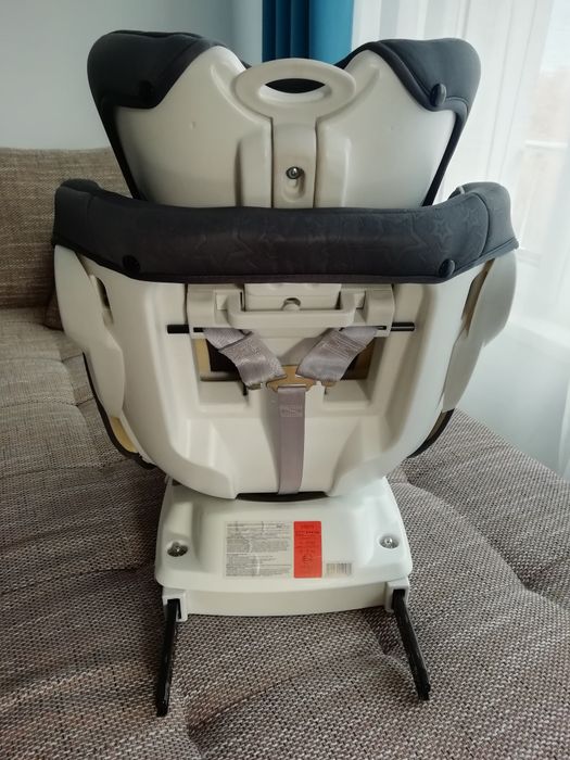 Детско столче за кола 0-36 Chipolino rotix 360