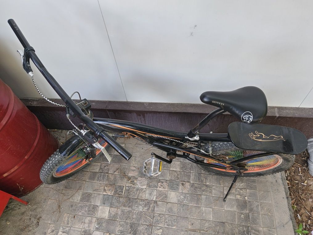 Velik, 20 balon, yurishi yaxshi