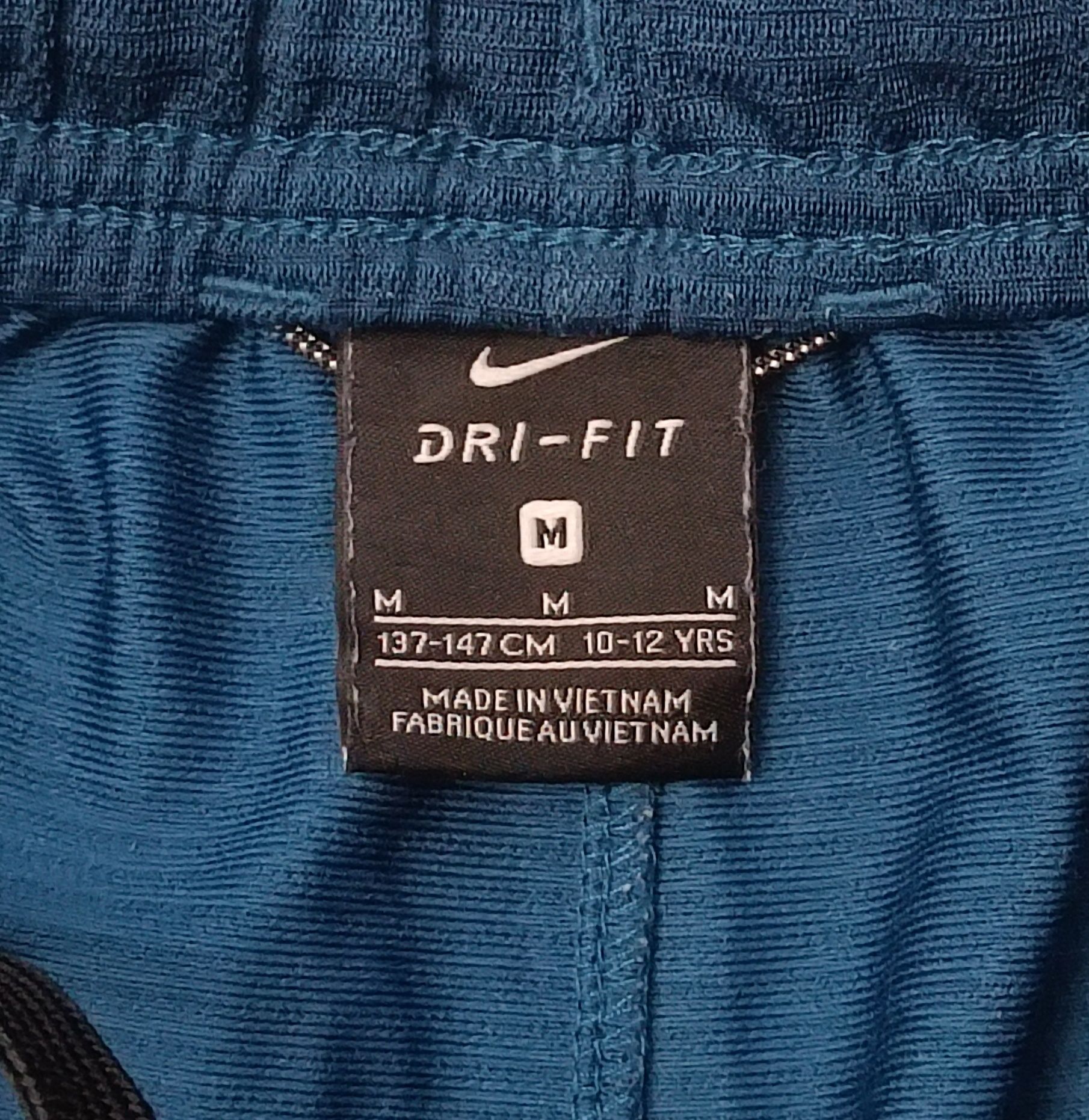 Nike DRI-FIT Shorts оригинални гащета ръст 137-147см Найк шорти