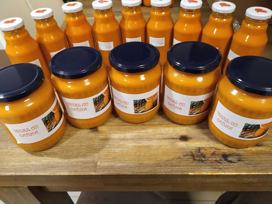 Miere, catina, propolis, produse apicole