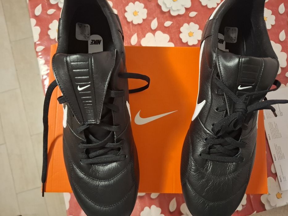 Ghete de fotbal Nike Premier