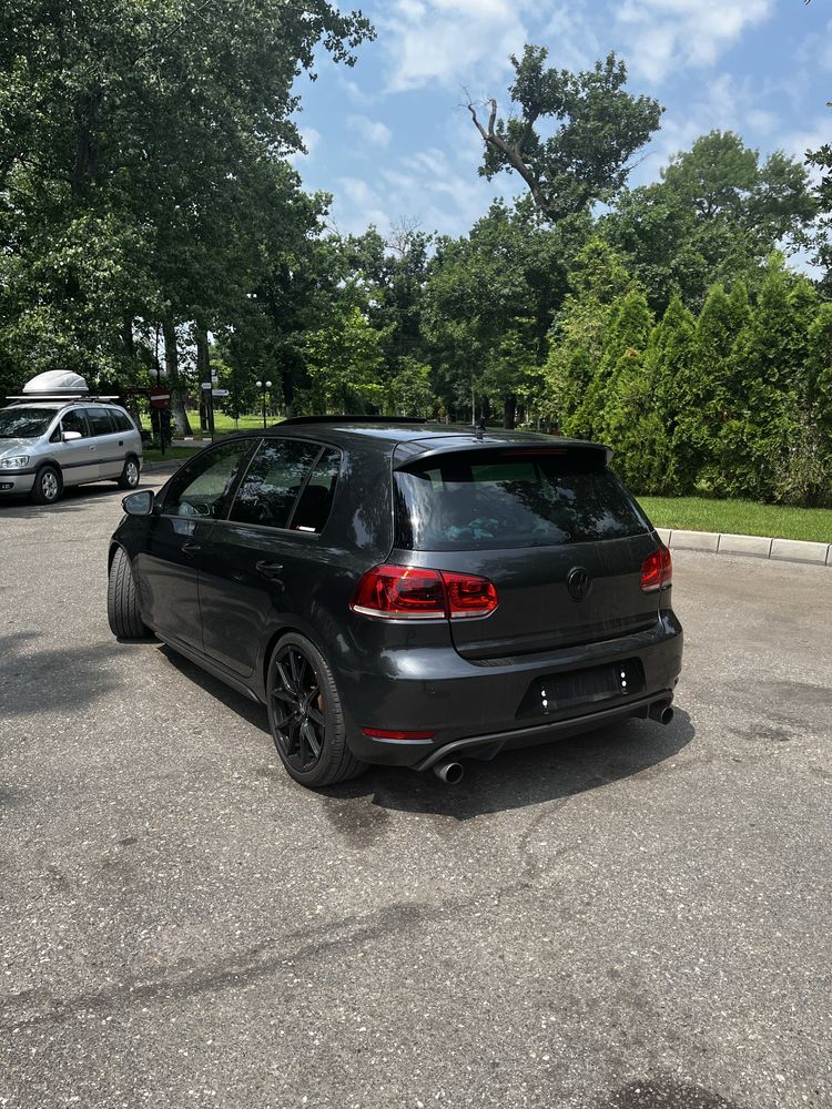 Volkswagen Golf 6 GTI DSG