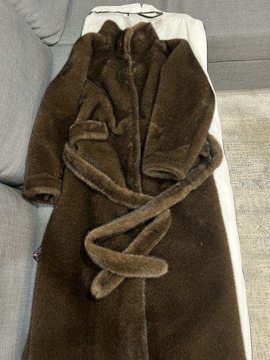 Шуба в шоколадном цвете в пол