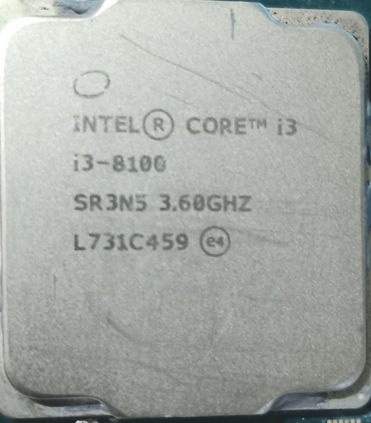 Процессор + башенный кулер Intel core i3 8100