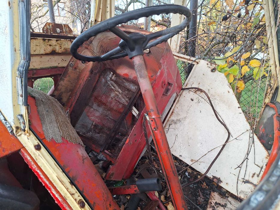 Трактор ЮМЗ 2бр. цял или за части