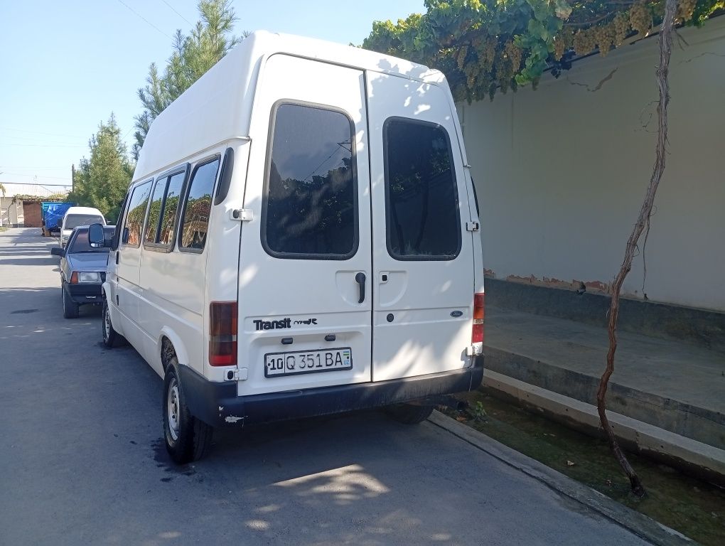 Ford tranzit 1997 yil sotiladi 5000 kelishiladi