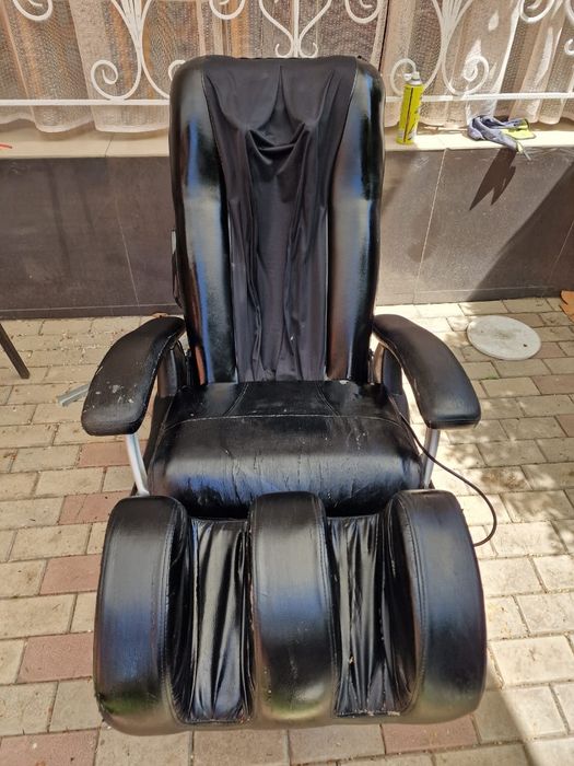 Массажное кресло