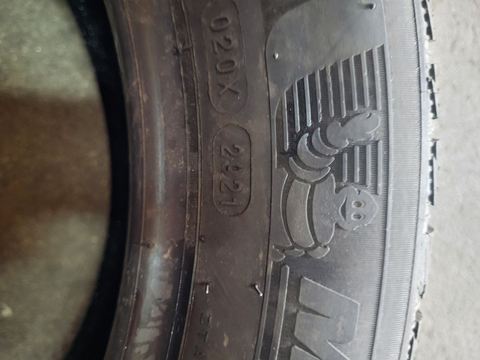 4 anvelope 205 55 R 17 Michelin iarna