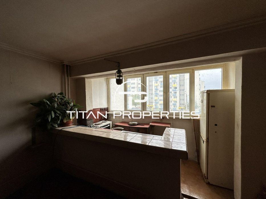 Дава се под наем Двустаен апартамент в Бургас, Меден рудник - зона А - 60 кв.м за 229.5 € - Снимка #3