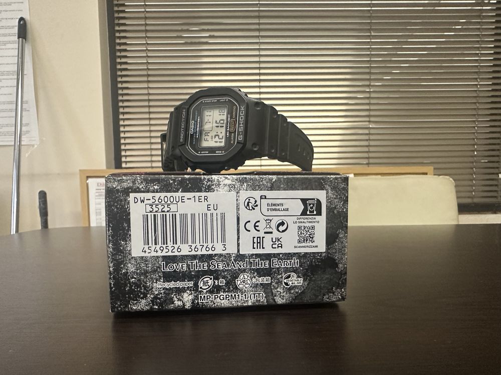 Часовник Casio G-Shock DW5600UE 1ER