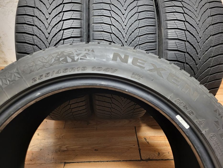 255/45/19 Nexen 23 г. / зимни гуми