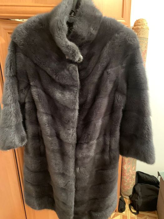 Продам шубу норковую