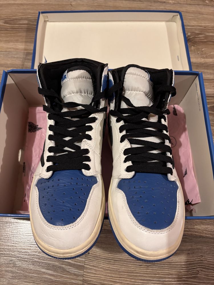 Jordan 1 Travis Scott x Fragment