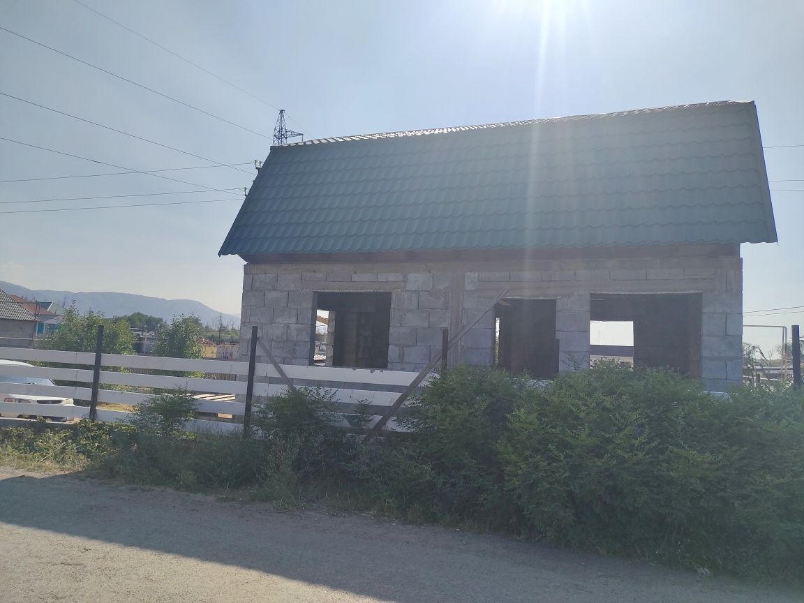 Тез арада үй сатылады