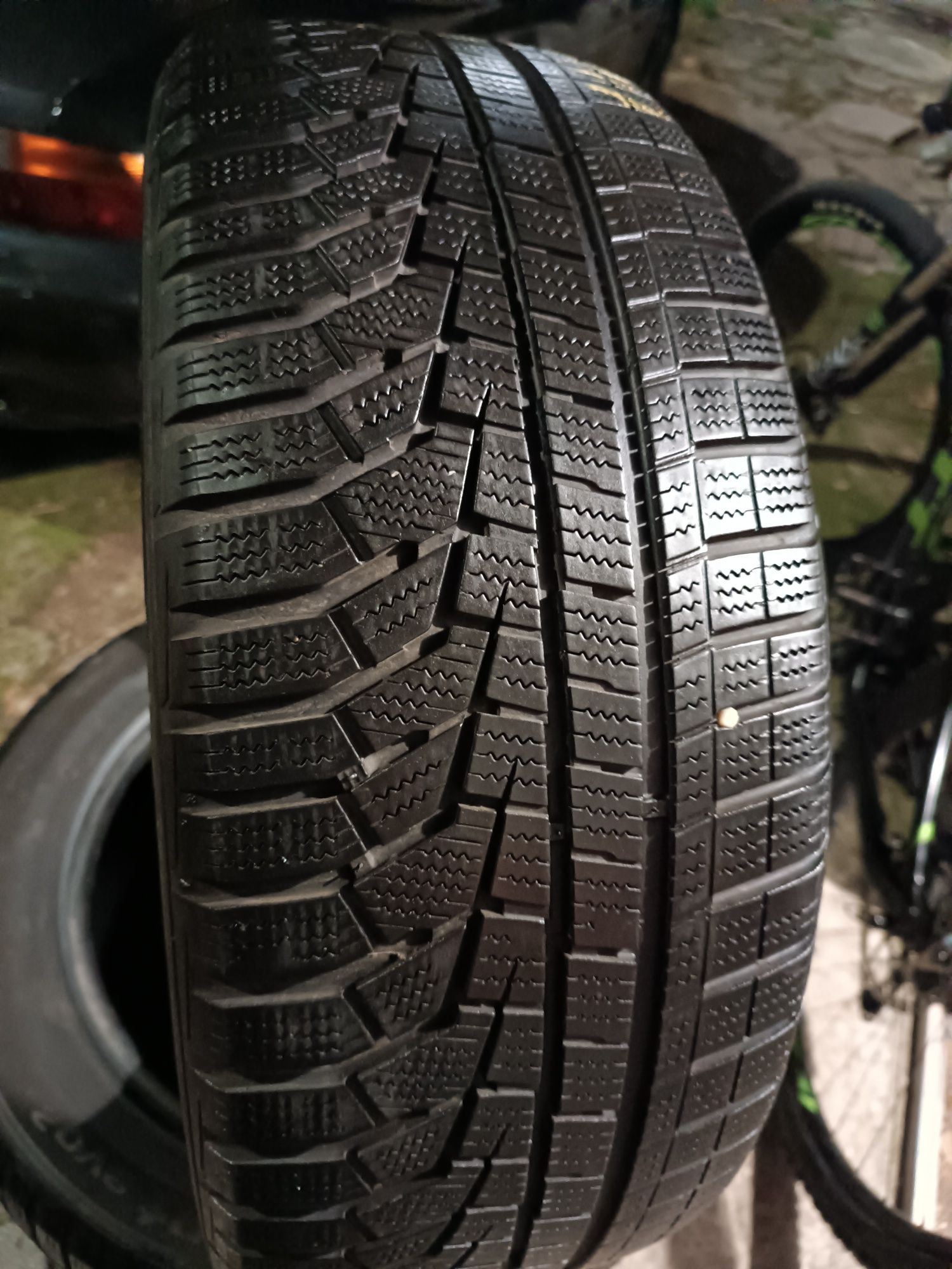 215/55/17,hankook,7mm,dot 3418