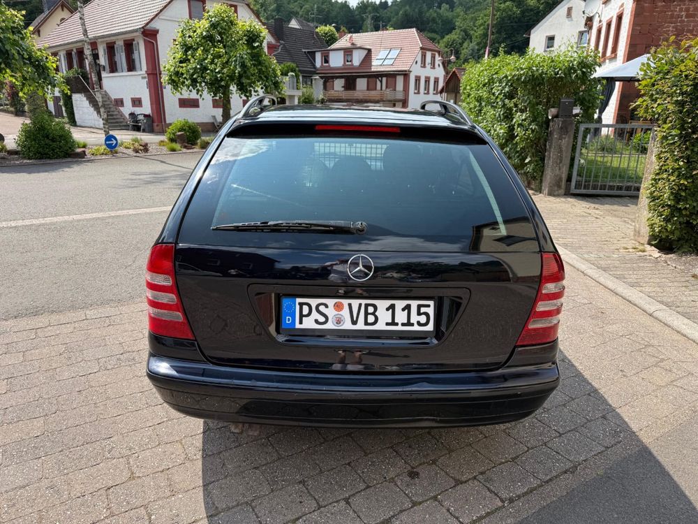 Mercedes Benz C220