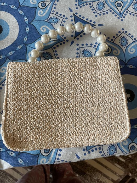 Чанта запазена с перли