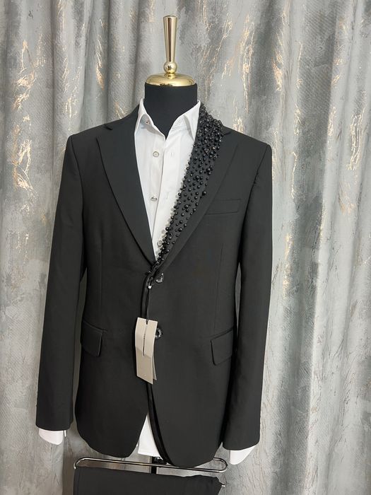Costum Dior , elegant