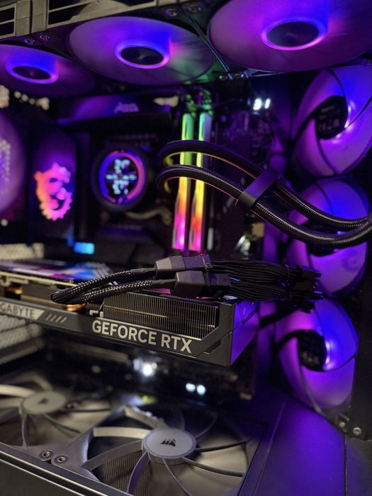 PC Gaming RGB RTX 5070 i9 14900k 32gb