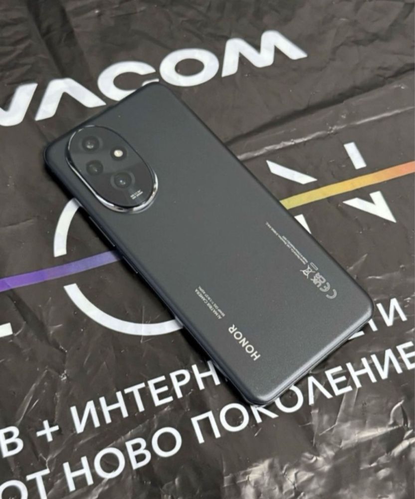 КАТО НОВ 512GB Honor 200 12GB 5G Гаранция Vivacom 2026 Black / Черен