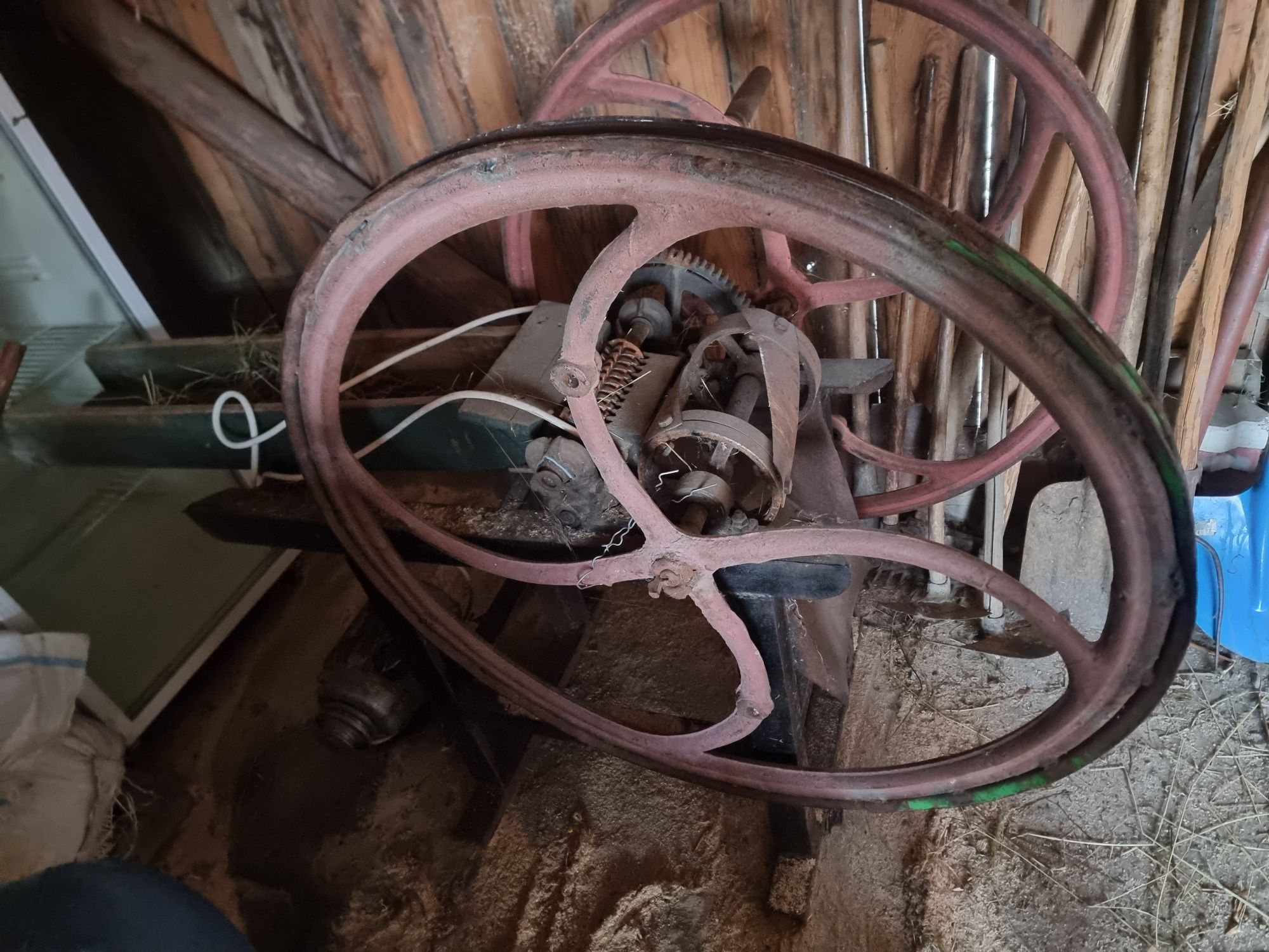 Vand siscornita cu motor