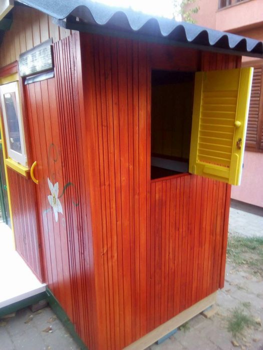 Casa/casuta de joaca pentru copii lucrata și pictata manual