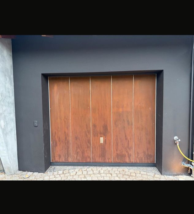 Usa garaj Hormann electrica 210 h x245