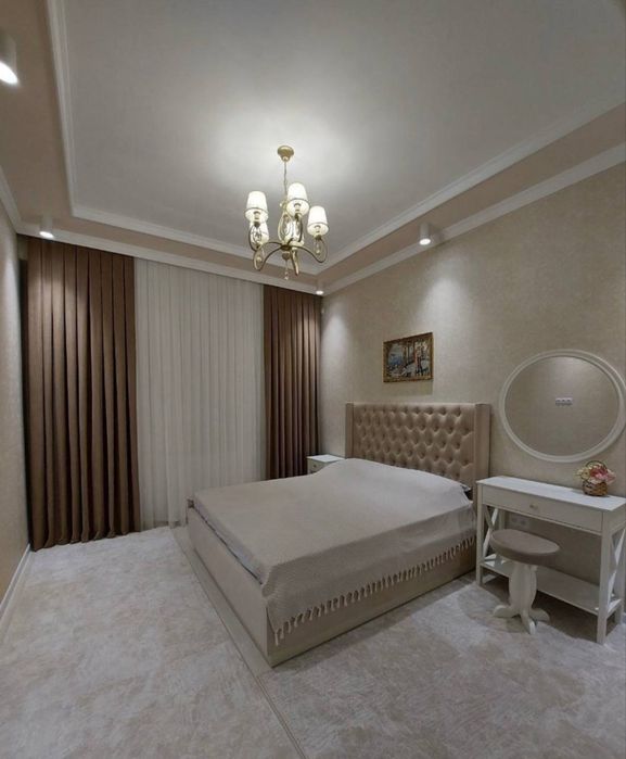 Чиланзар 5. Метро Хамза.  2 х комнатная Новостройка