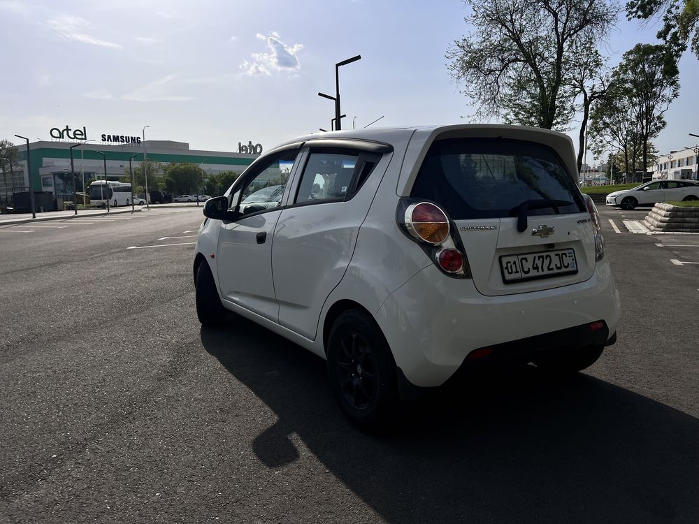 Chevrolet Spark 2010