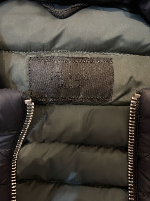 prada puffer jacket de femei marimea L neagra