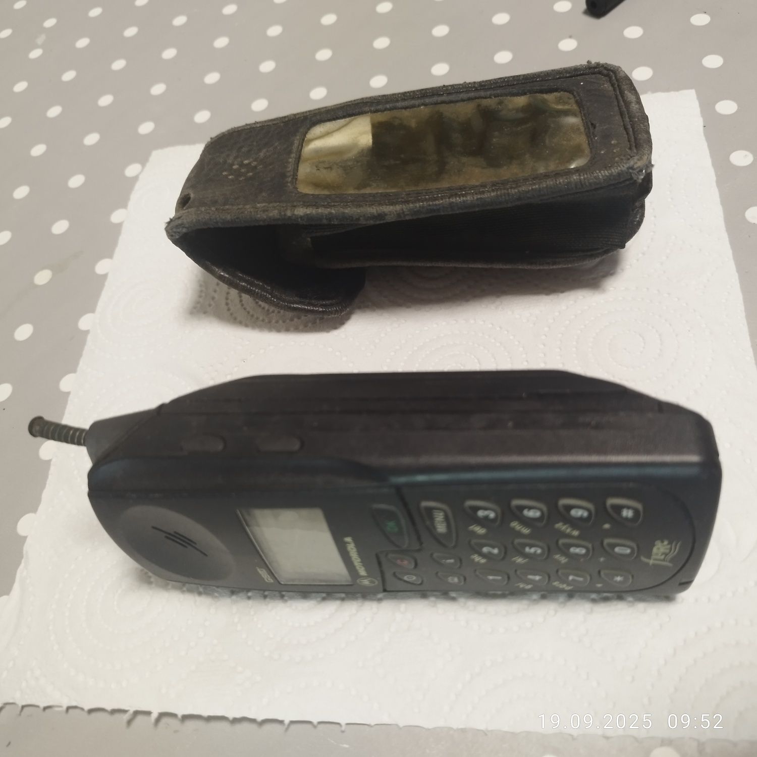 Motorola flore Антикварен мобифон