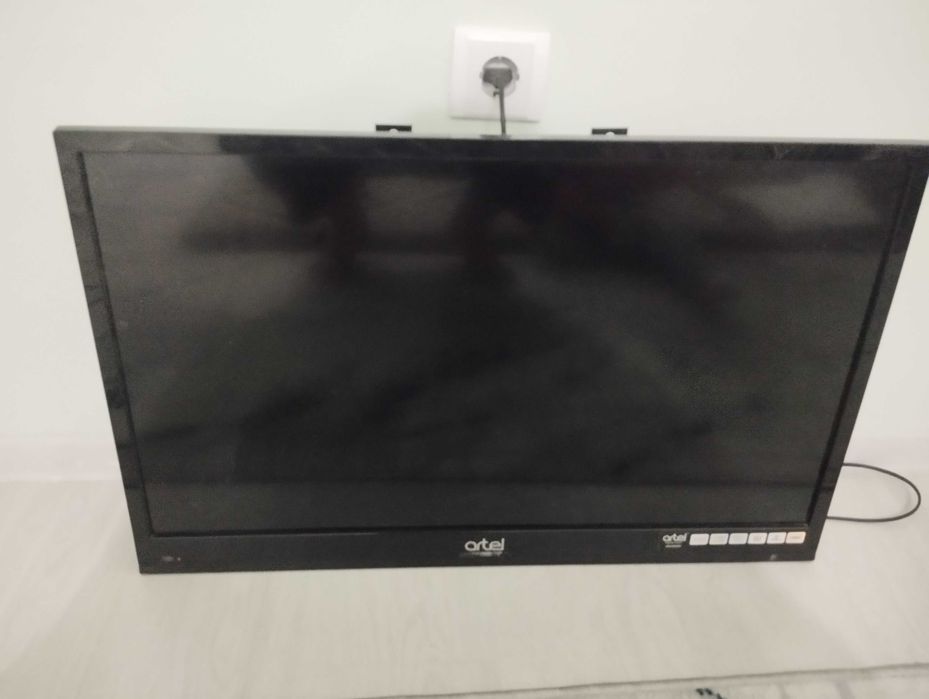 Телевизор artel 32